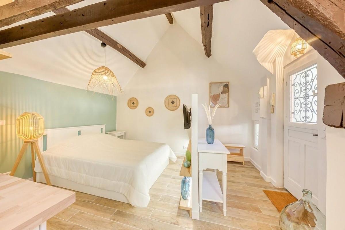 Le Lime Studio Green Apartment การ์ริแยร์-ซูส์-ปัวซี ภายนอก รูปภาพ
